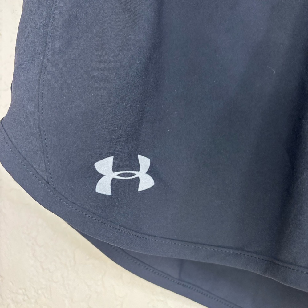 Under Armour Women's Athletic Sporty Black Shorts Size M - Picture 8 of 12